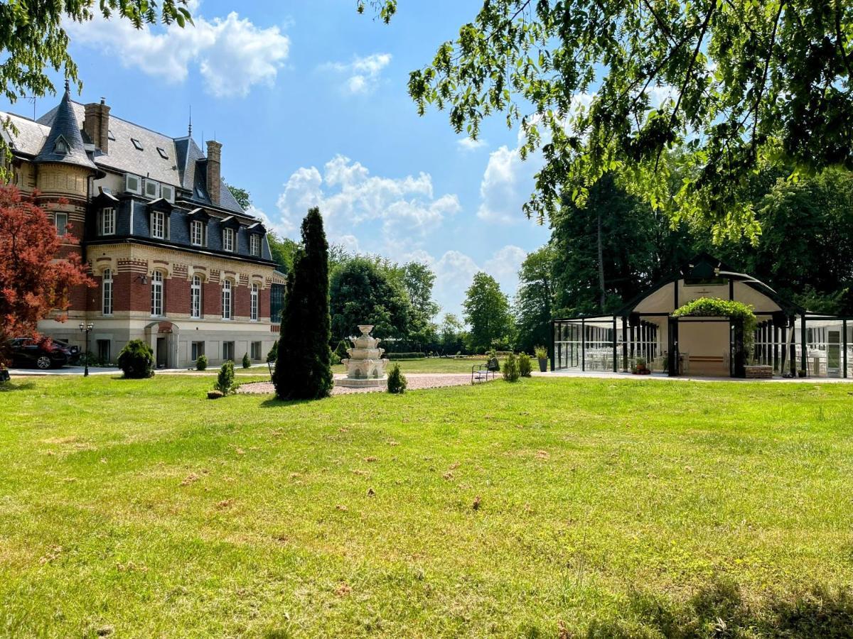 Chateau De Moliens Zewnętrze zdjęcie